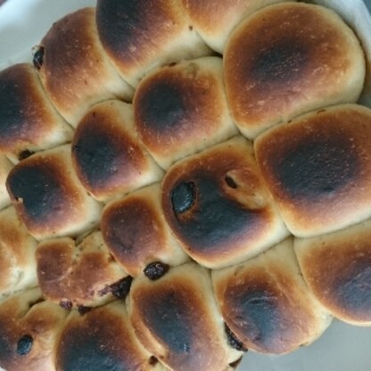 焼き過ぎて焦げました(>_<)
でも朝から焼きたてが食べられて美味しかったです！